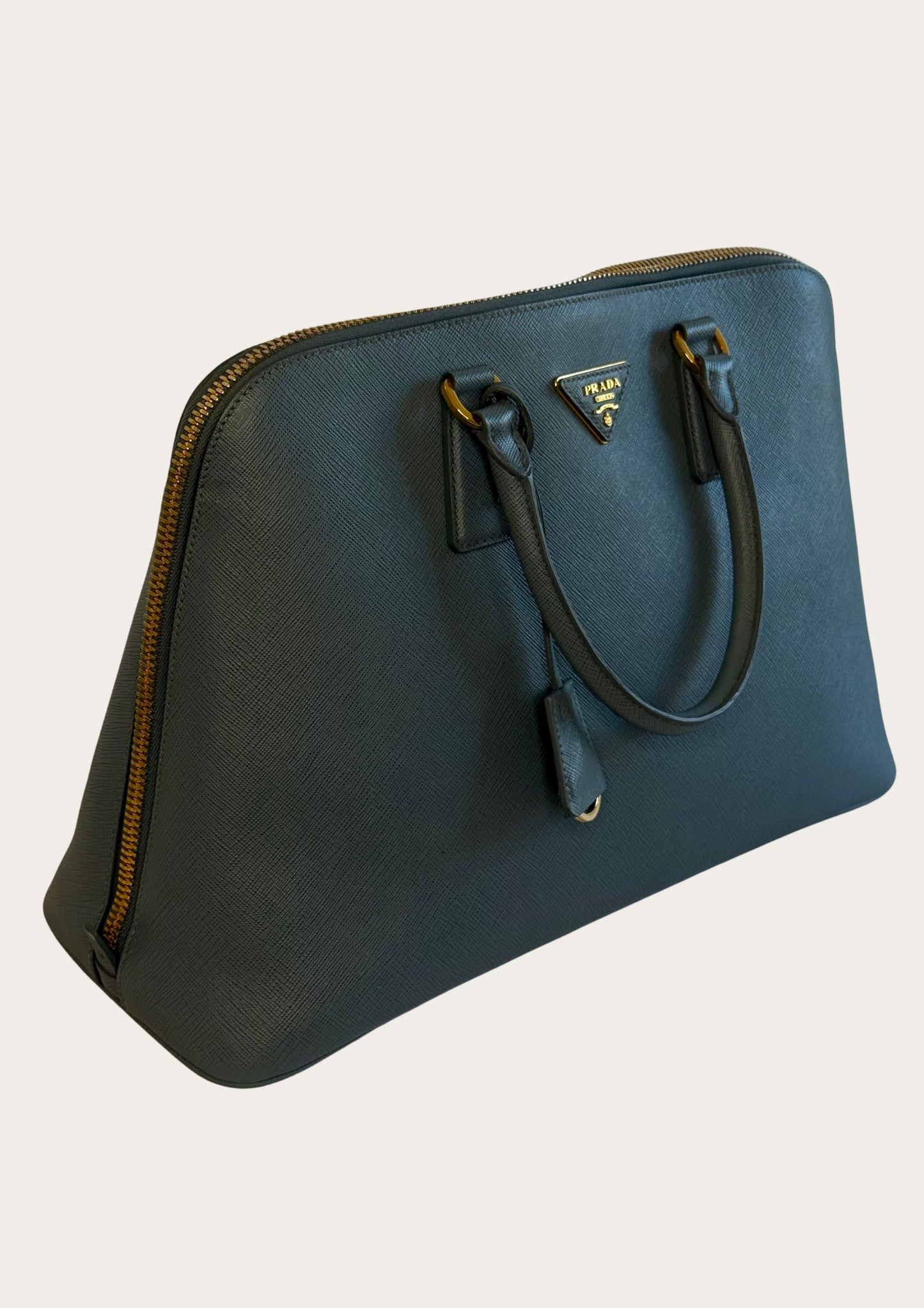 Prada Promenade light blue handbag in leather, classic and authentic.