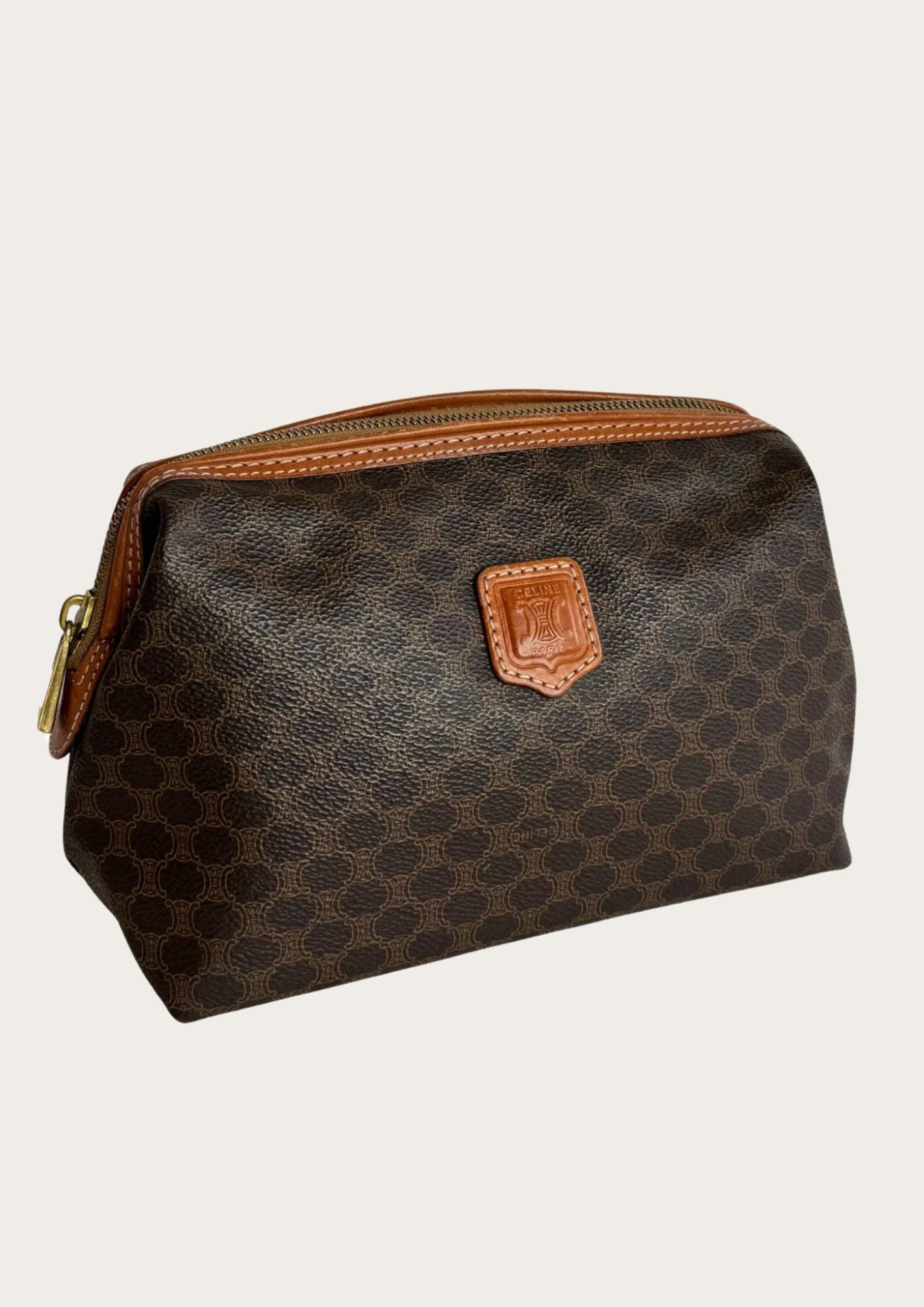 Celine toiletry bag in macadam brown pattern, 100% authentic and with zipper.