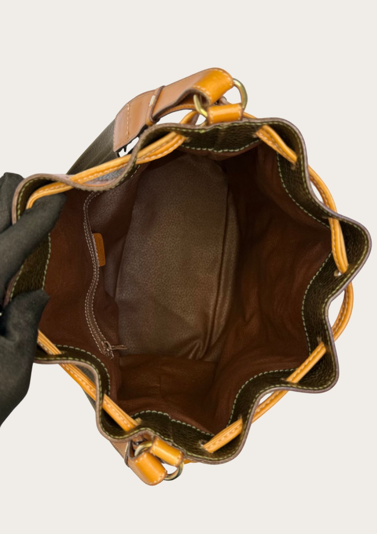 Vintage Celine bucket bag with light brown leather details, genuine