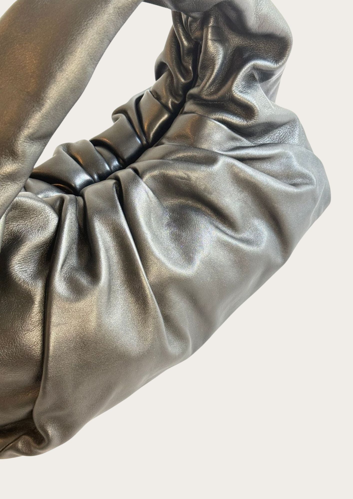 Vintage Bottega Veneta black pouch shoulder bag, details