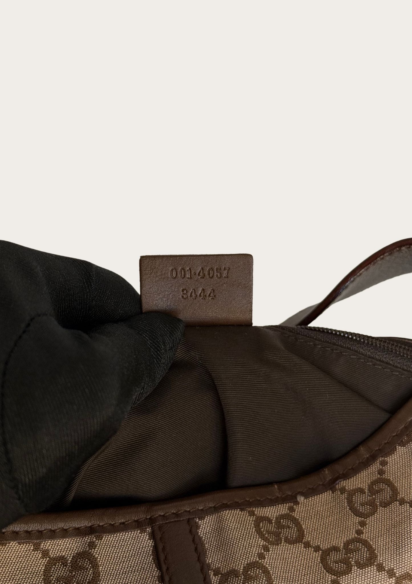 Authenticity cod, Gucci vintage Jackie shoulder bag in brown GG pattern with dust bag