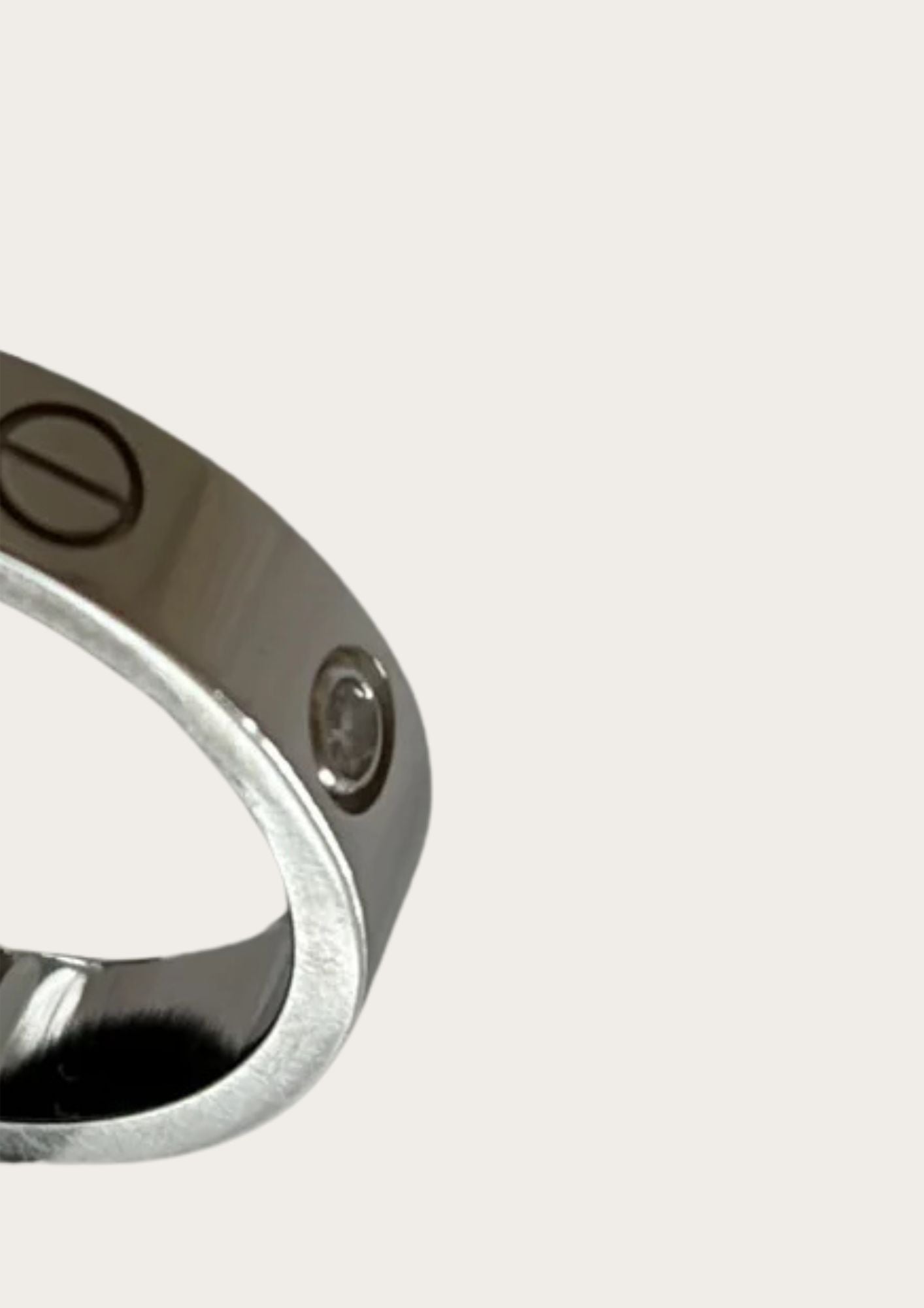 Authentic Cartier LOVE ring, 1 diamond in white gold. Photo of diamond