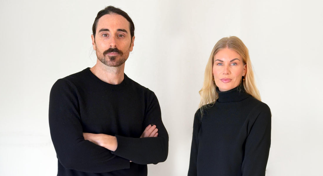 We are the founders of R&R Vintage