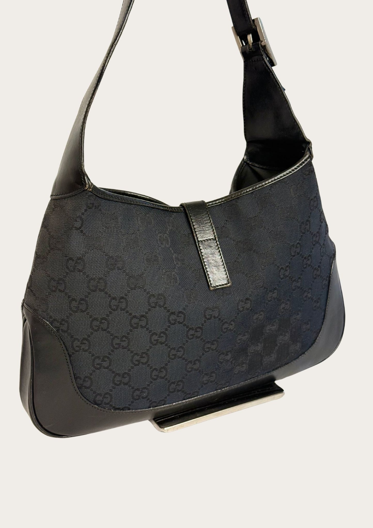 Back side of Vintage Gucci Jackie shoulder bag GG pattern, genuine