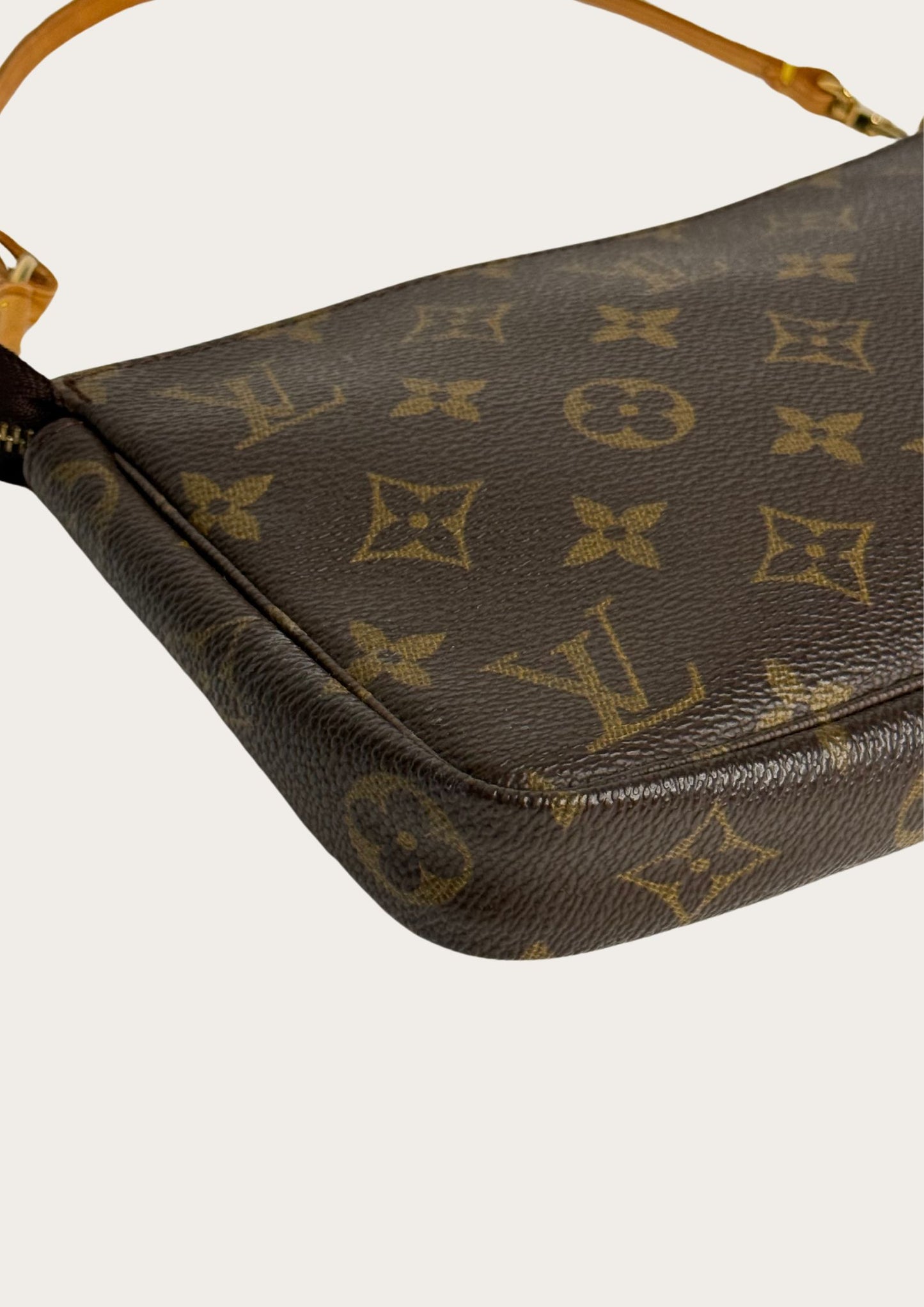 Louis Vuitton Pochette