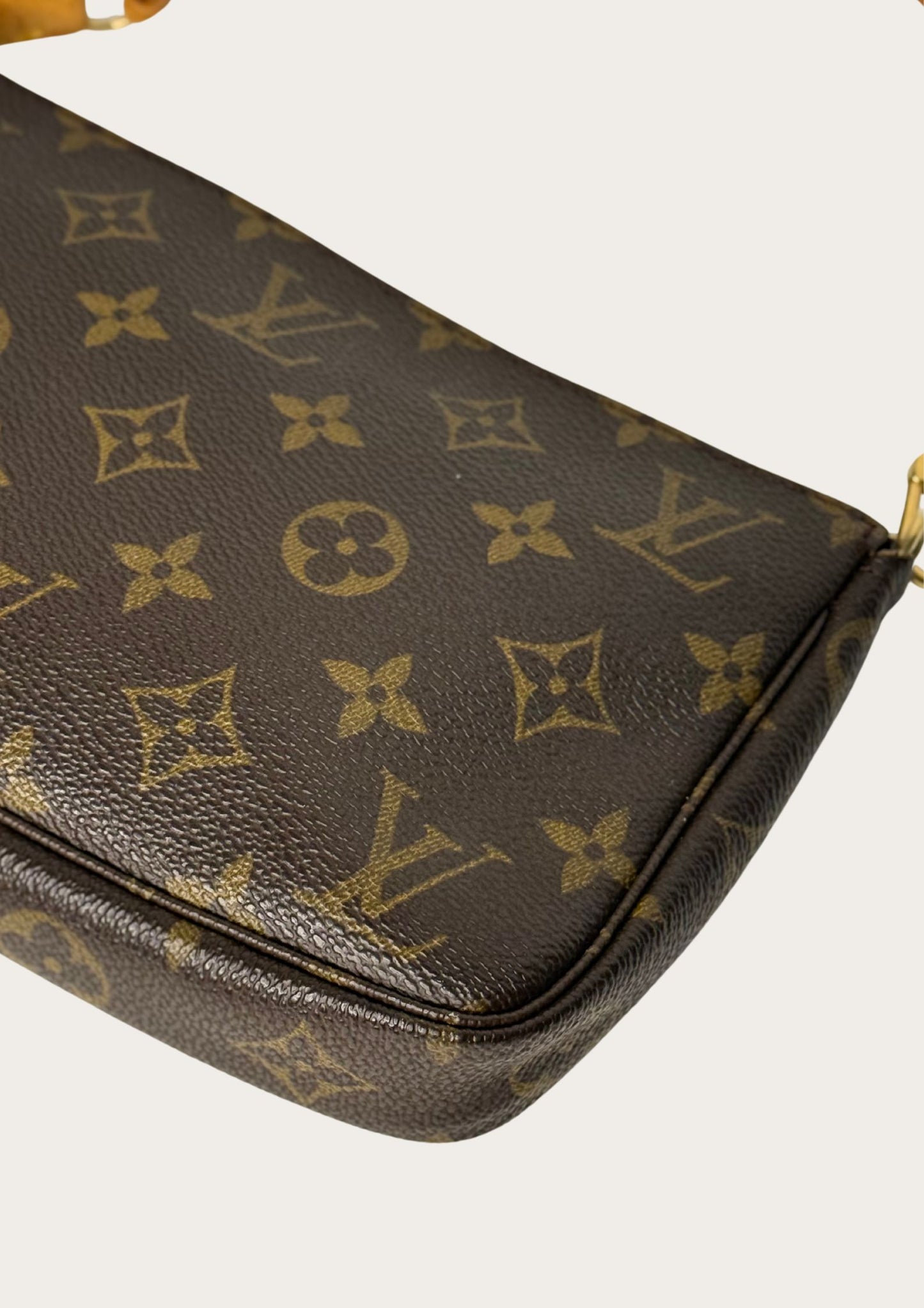 Louis Vuitton Pochette