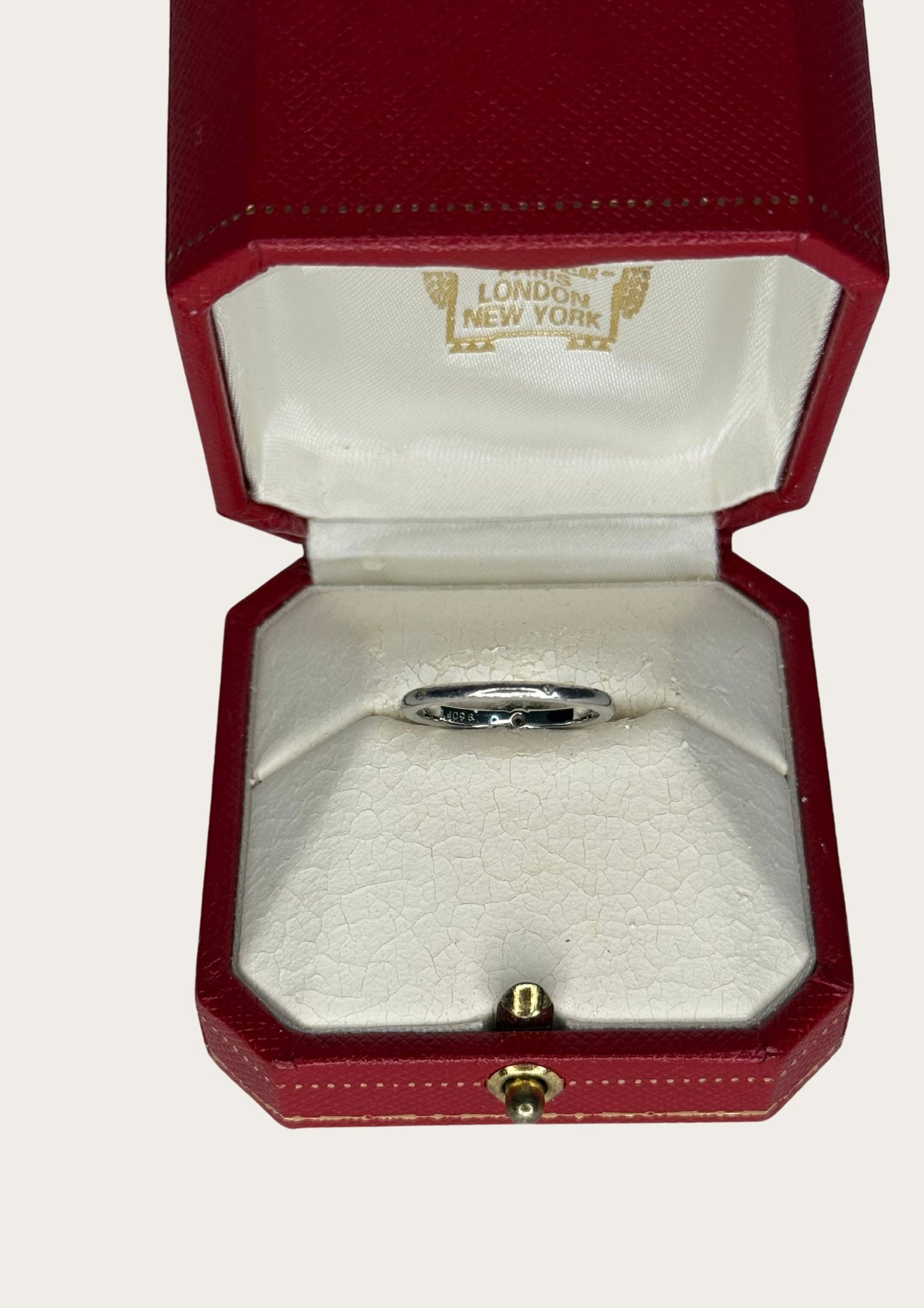 Cartier 1895 Solitaire diamond ring