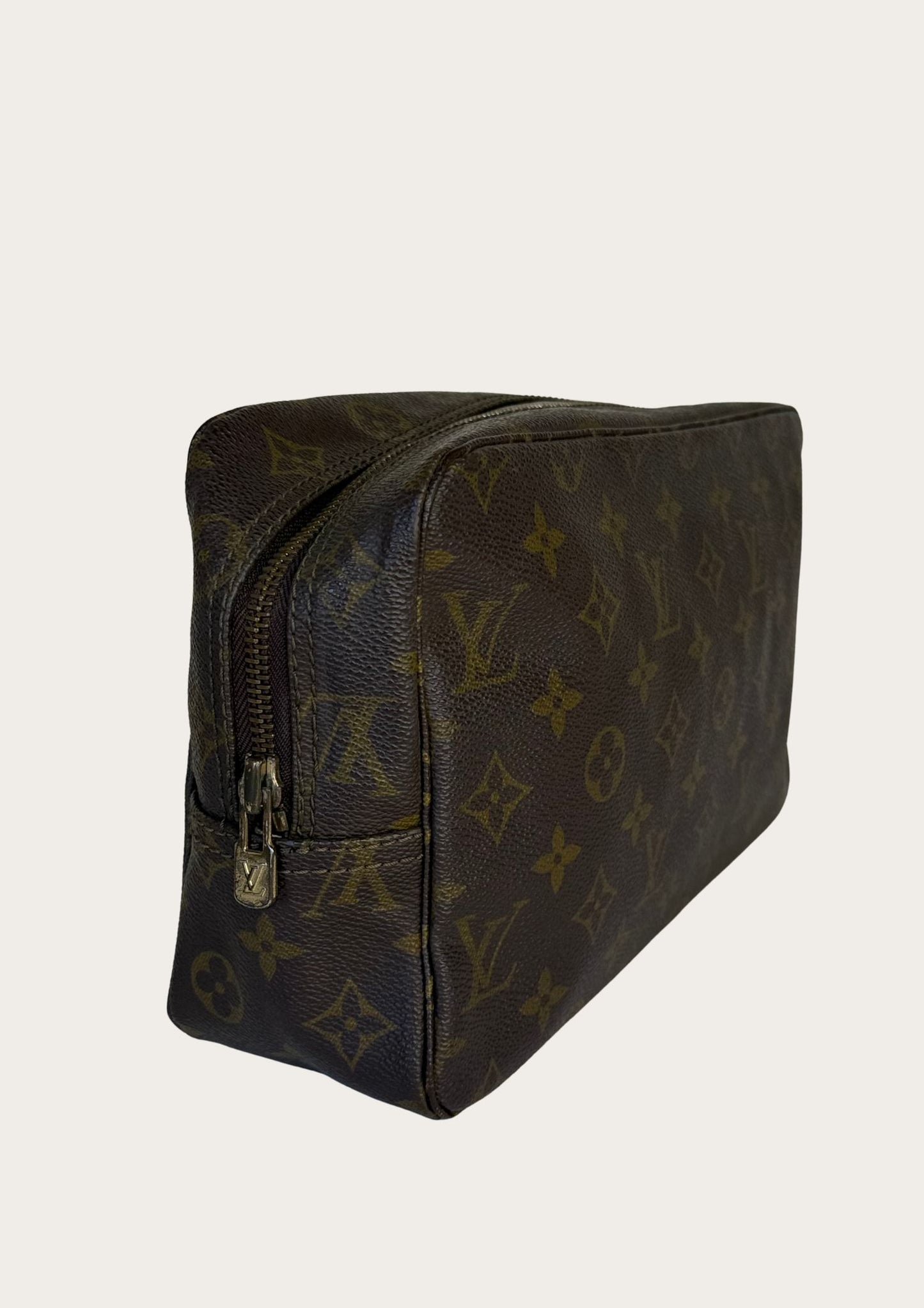 Authentic vintage Louis Vuitton Trousse de toilette 28 toiletry case