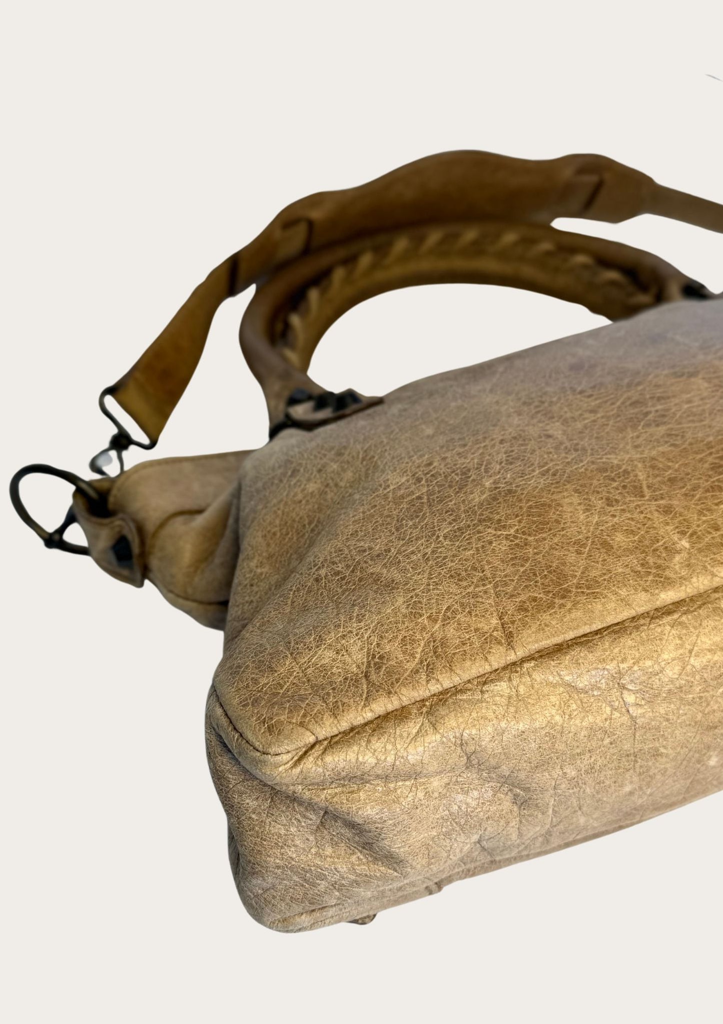 Pre-owned Balenciaga City bag in beige leather, genuine 