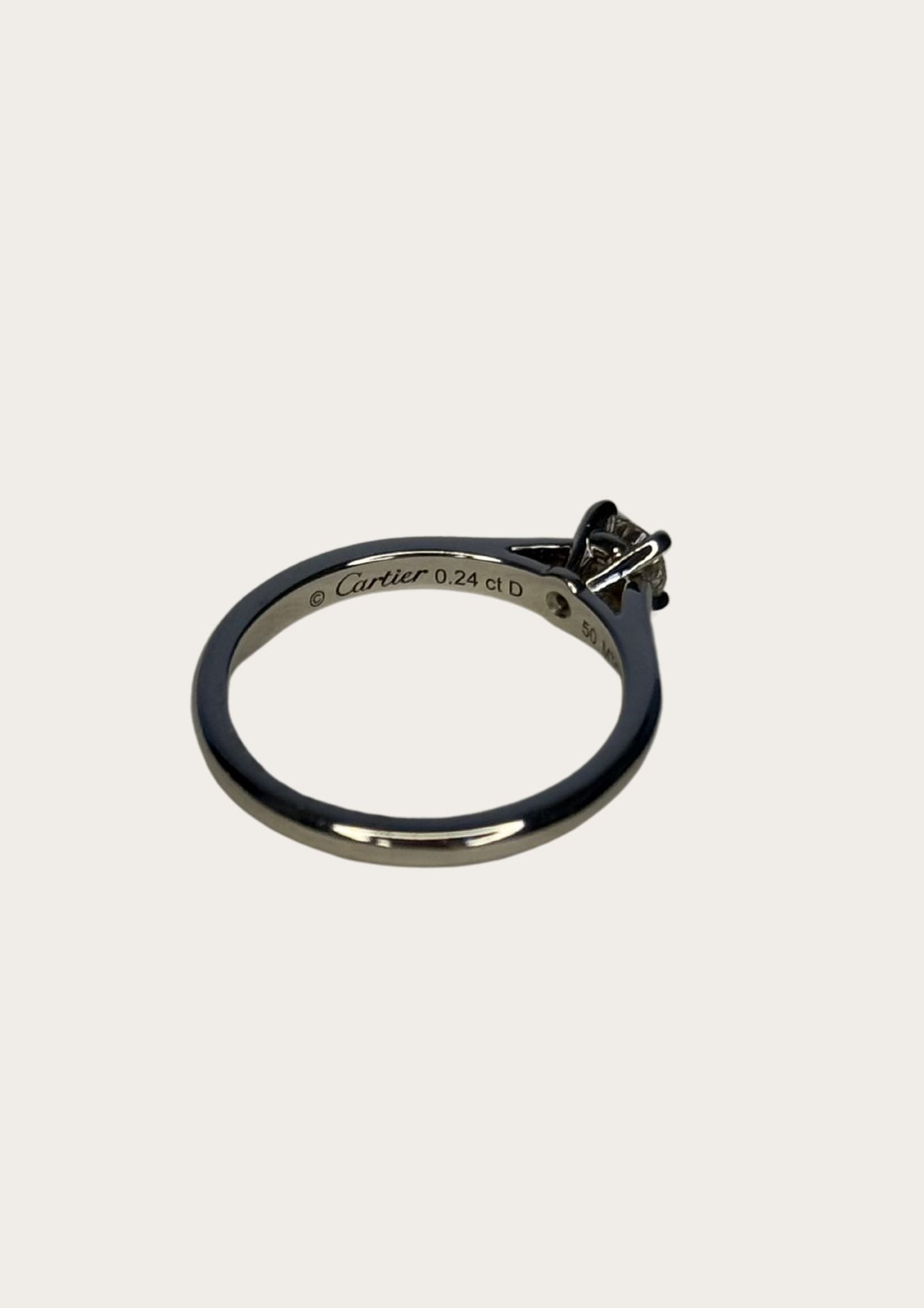 Authentic Cartier Solitaire 1895 diamond ring in platinum with GIA certificate