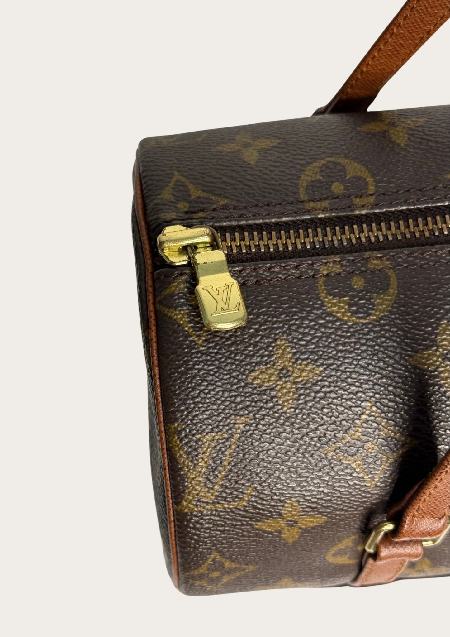 Louis Vuitton Papillon 26