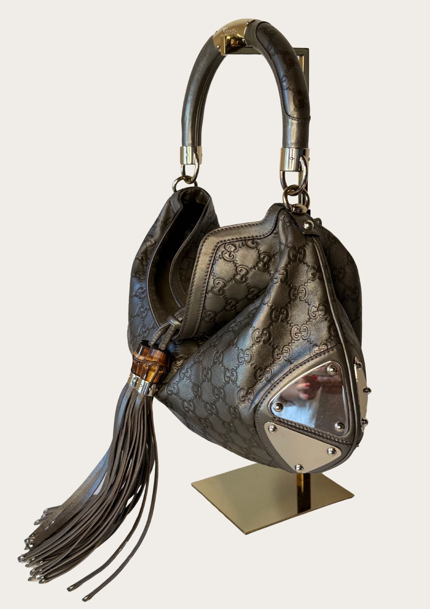 Authentic Gucci Indy bag in Guccissima leather 