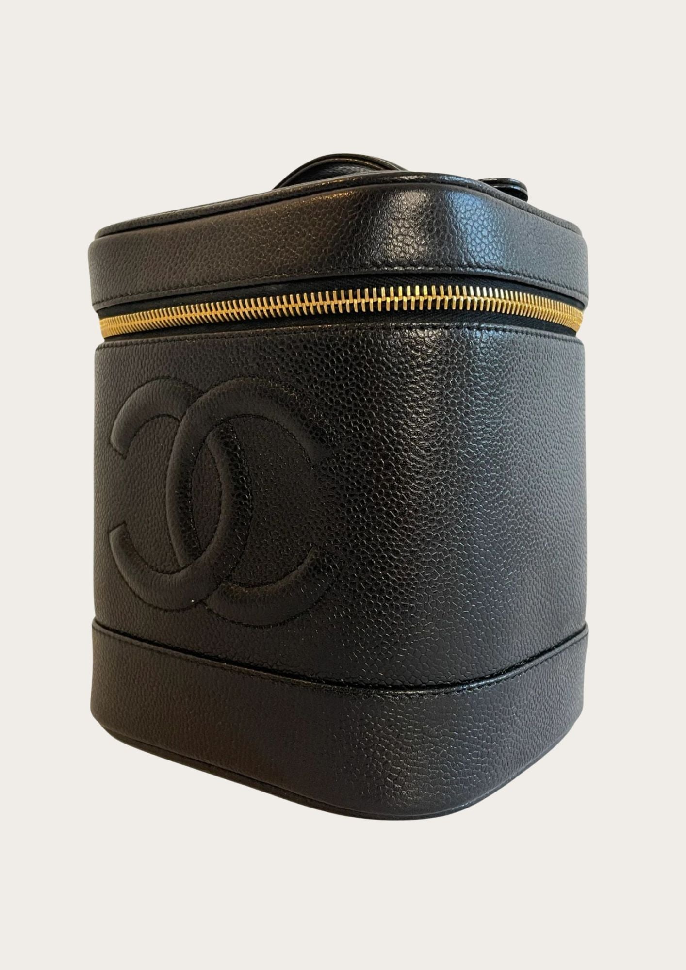Genuine Chanel CC Caviar Vanity case in Caviar leather, black