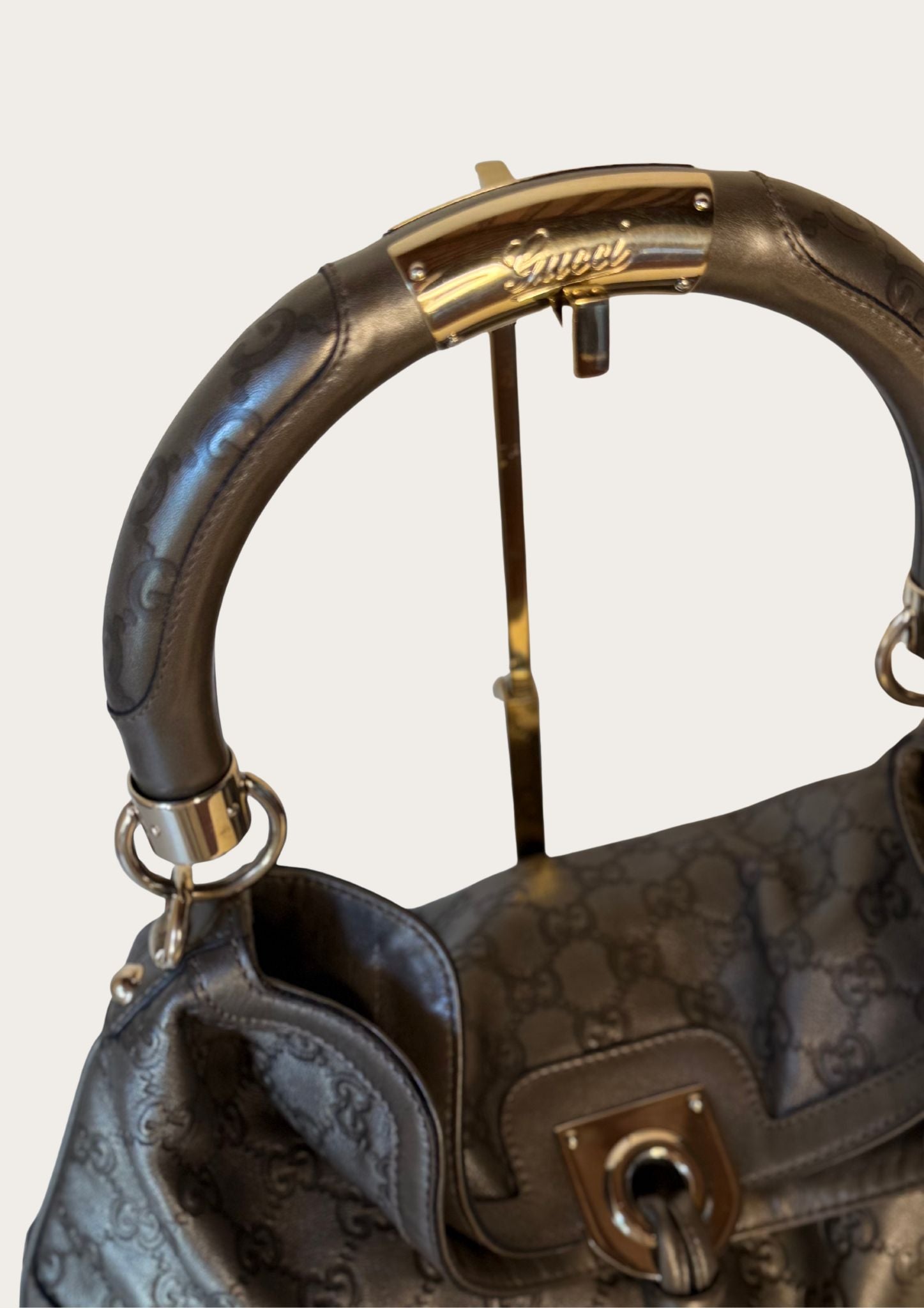 Genuine Gucci Indy bag in Guccissima leather 