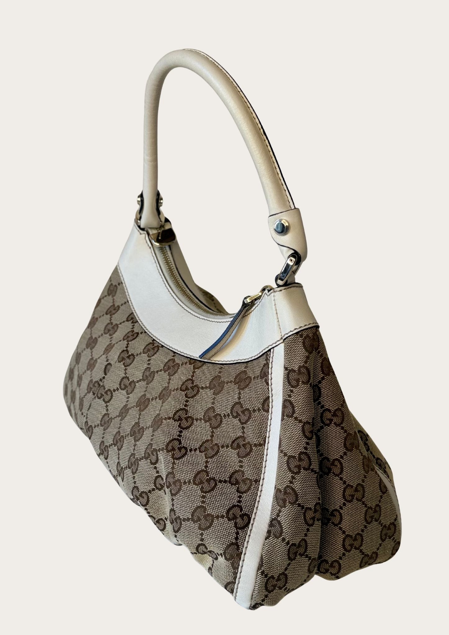 Gucci Abbey D-ring hobo bag in GG canvas and white leather details