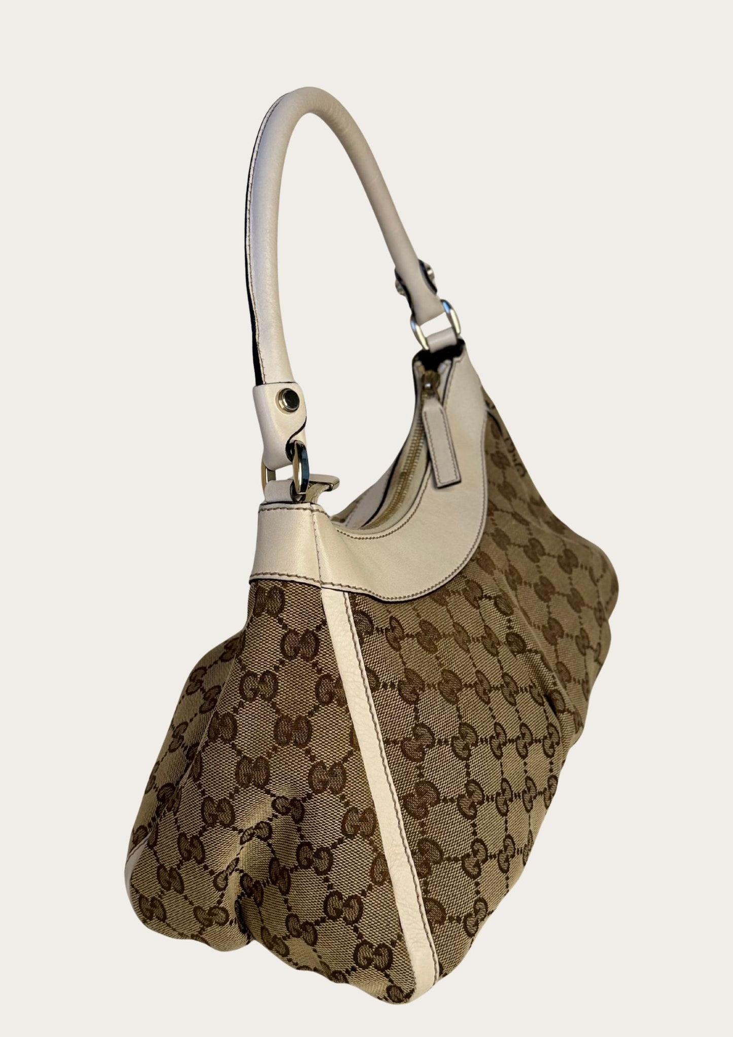 Gucci Abbey D-ring hobo bag in GG canvas and white leather details