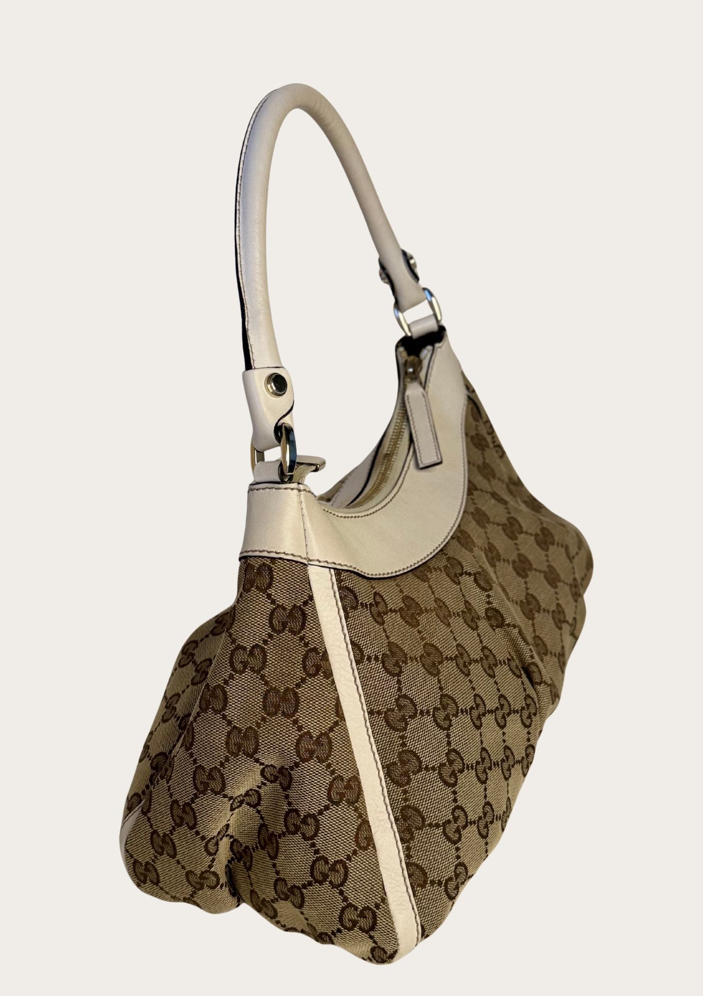 Gucci Abbey D-ring hobo bag in GG canvas and white leather details