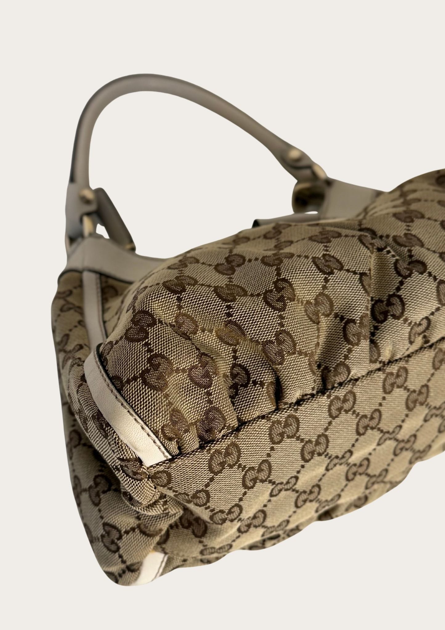 Gucci Abbey D-ring hobo bag in GG canvas and white leather details