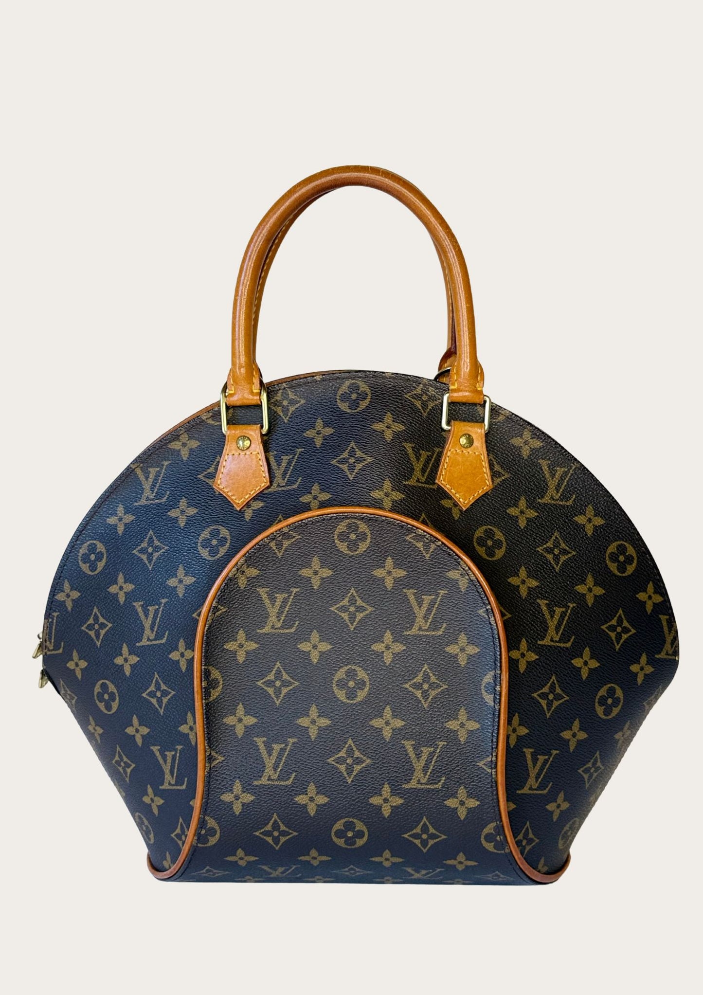 Vintage and authentic Louis Vuitton Ellipse MM handbag