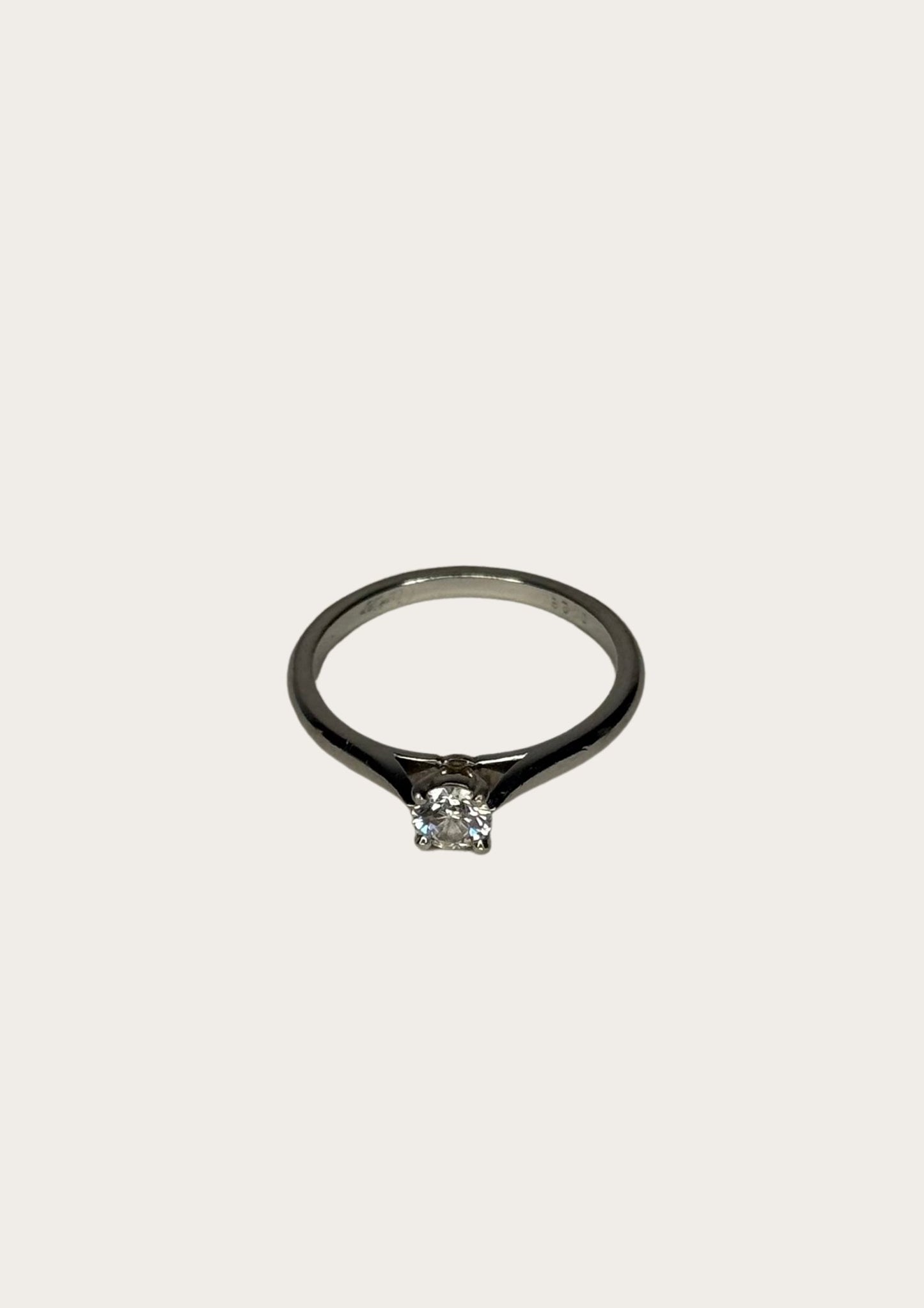 Cartier 1895 Solitaire diamond ring